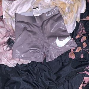 Nike Pro